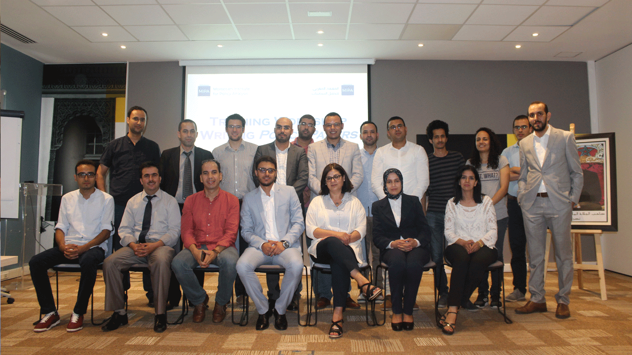Writing policy papers: Researchers participate in the MIPA training